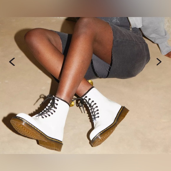 The OG Dr. Martin Boot, Various Sizes NWT - Picture 7 of 10